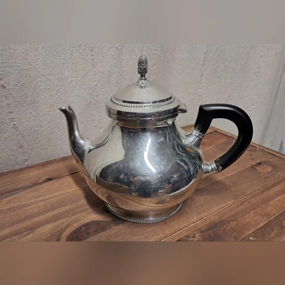 Pewter Teapot By Rose Design International - Picture 3 of 8